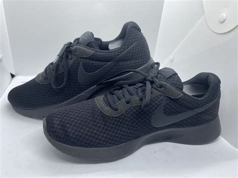 dachmann tanjun nike schwarz|Mens Nike Tanjun Black Lace.